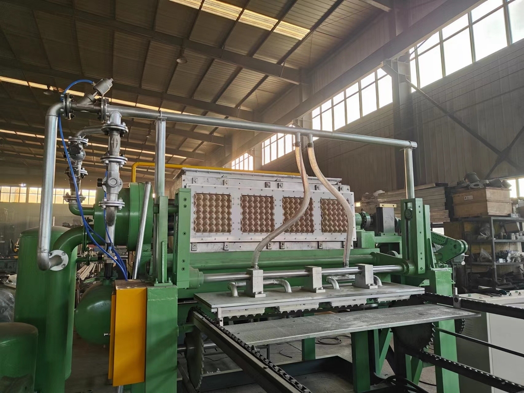Rotations-Eierfachmaschine Wirtschaftliche Geschwindigkeit 6s/mal Abfallpapierverbrauch 150kg/h-450kg/h