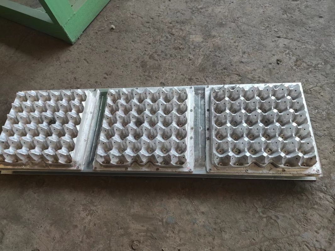 35KW kleine Eierkartonmaschine700-1000 Stück/h für Sonnennasstrocknung Produktionslinie